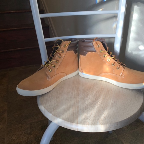 Women’s Timberland Brand New Dausette Boot - Picture 3 of 6